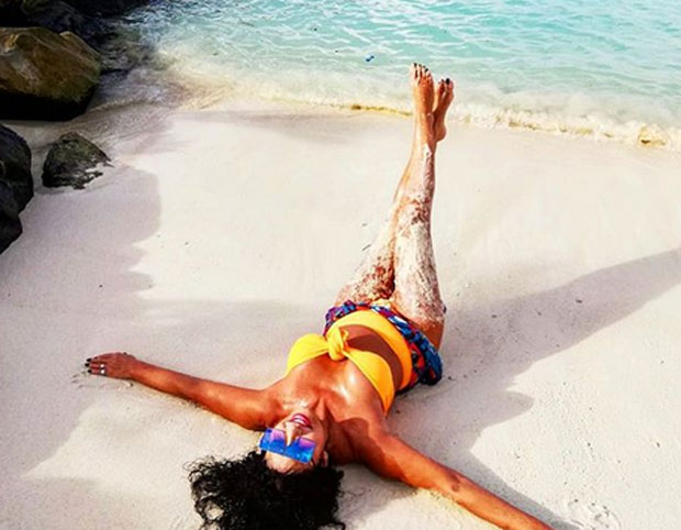 Путовање из снова на Малдивима: Лидија Вукићевић показала своје облине на пешчаним плажама (ФОТО)